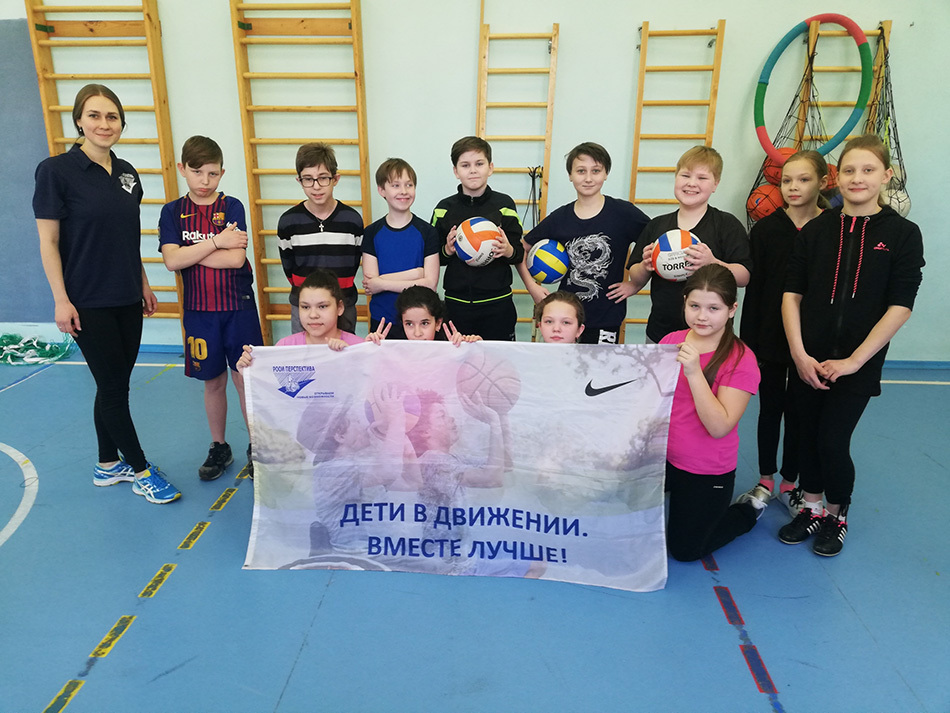 В Петербурге прошел мастер-класс по волейболу сидя