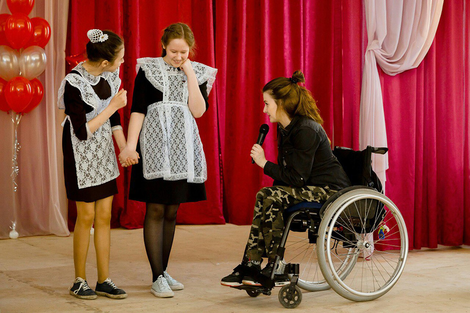 «Моя инвалидность помогает сделать мир лучше»: «Уроки доброты» Яны Ямалетдиновой