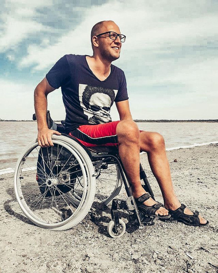 «Почему дядя на коляске?»: как говорить об инвалидности и реагировать на косые взгляды