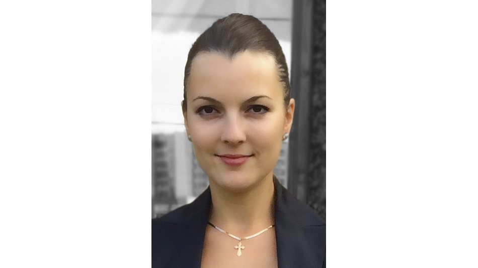 Ирина ЖУК – архитектор, эксперт в области универсального дизайна и доступной среды, выпускница Московского архитектурного института (Государственная академия МАРХИ) и Школы искусств во Флоренции
