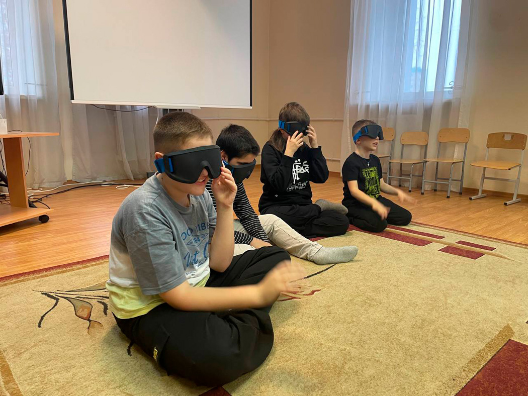 День, подаренный спортом: дети и родители освоили голбол и стрельбу из лука