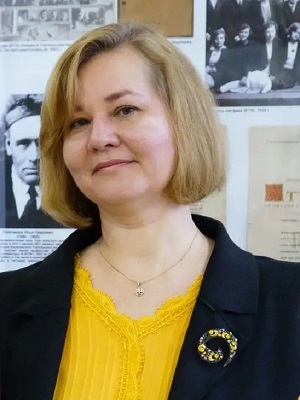 Фотопортрет: АЛЁХИНА Екатерина Валентиновна – менеджер проектов ВРООИ «Искра Надежды» (Воронеж)